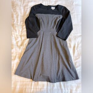 Eci Dress Gray Black 3/4 Sleeve Knee-Length Pleated A-Line Crew Neck Size M